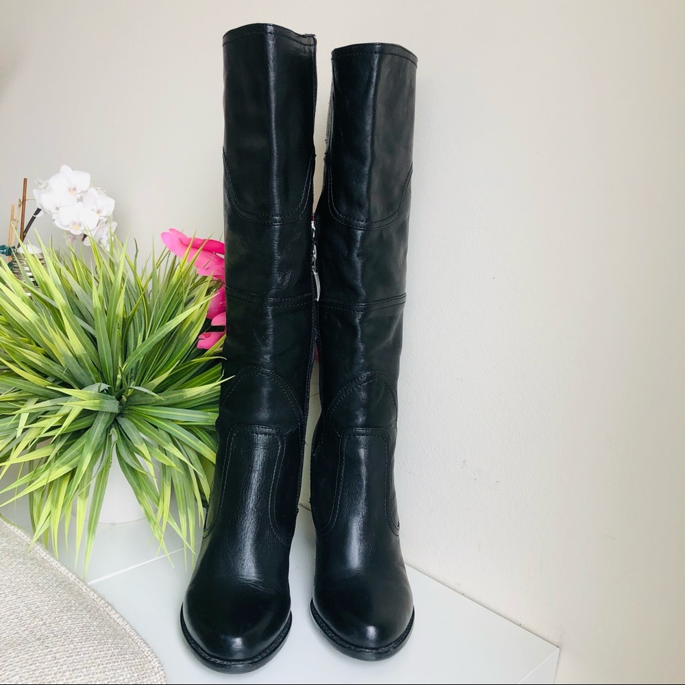 ❓GUESS Leather boots - Picture 11 of 15
